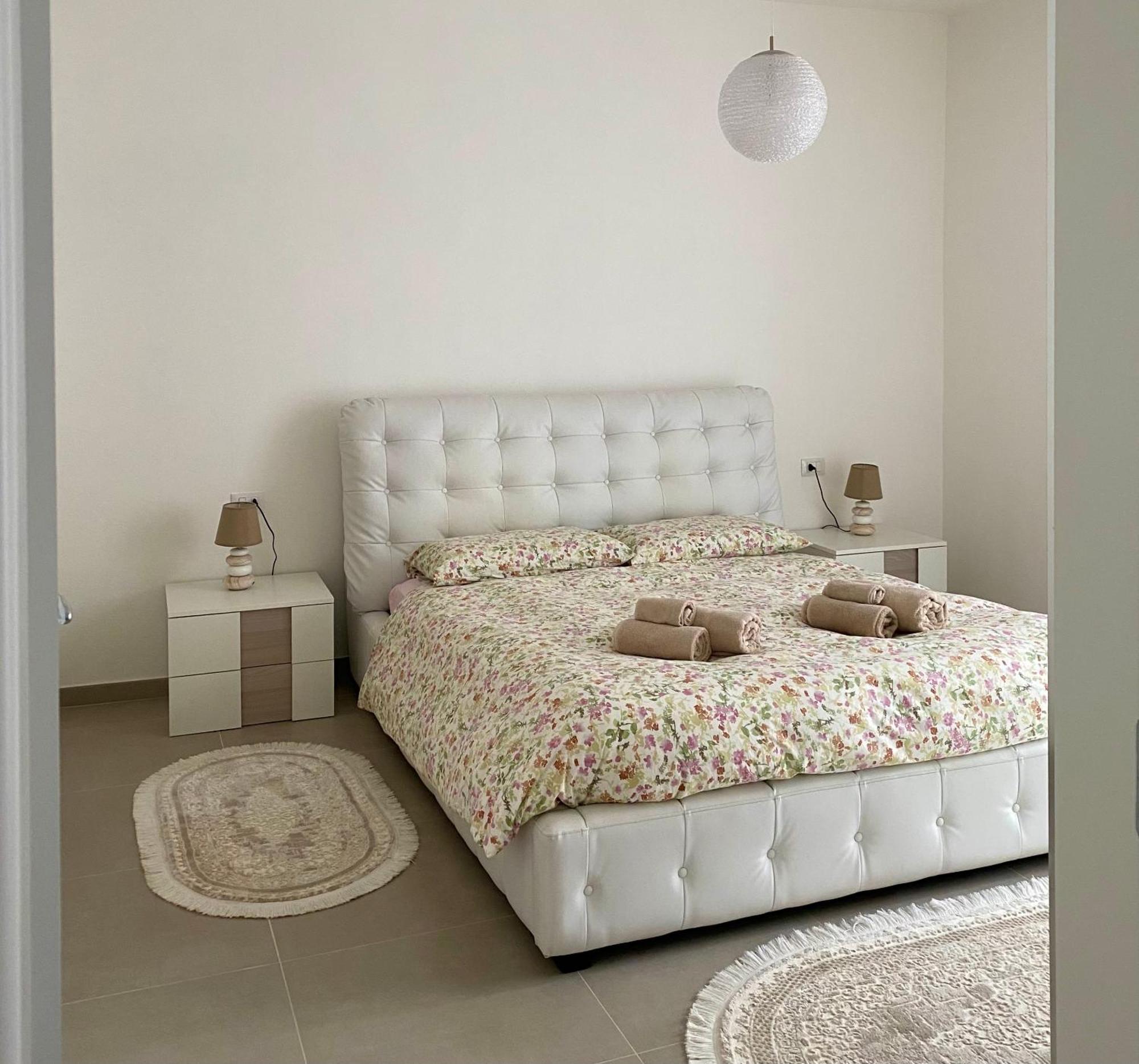 Luna Apartment แวร์บาเนีย ภายนอก รูปภาพ